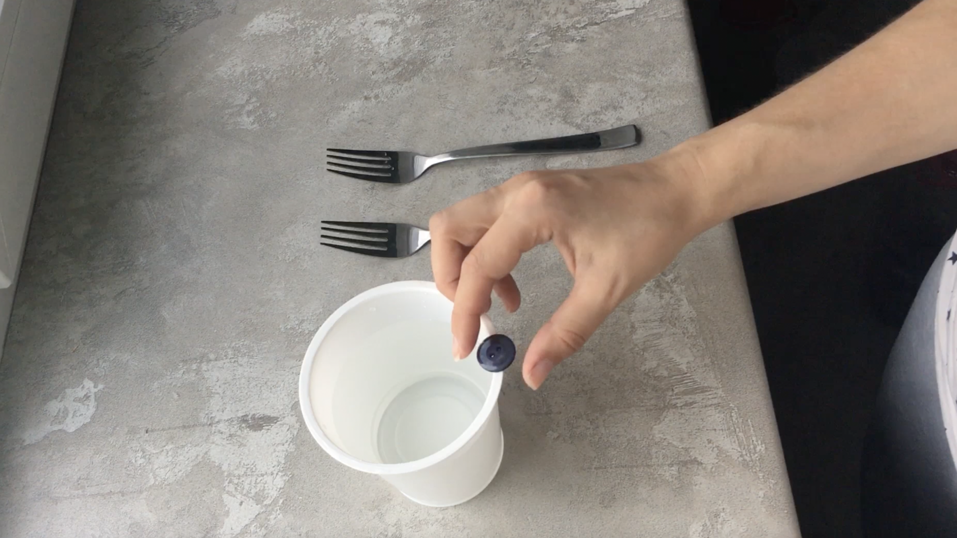 Занимательные опыты с "атомами"